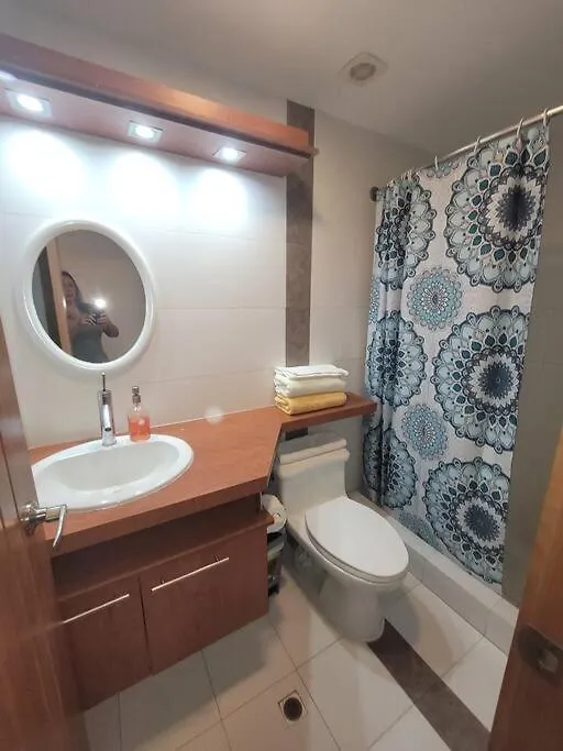 Apartament Excelente Vista La Ciudad Montana,Piscina,Parque Quito