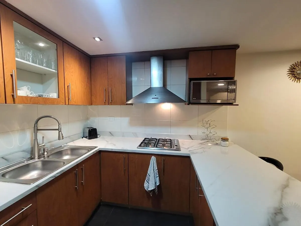 Apartament Excelente Vista La Ciudad Montana,Piscina,Parque Quito Ekwador