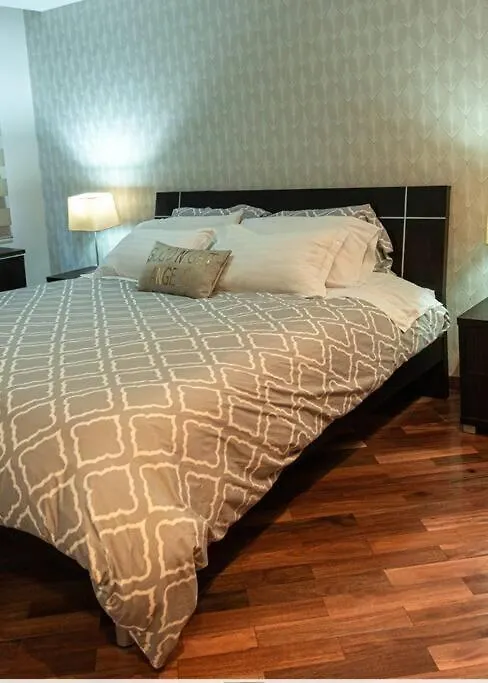 Excelente Vista Ciudad Quito,Parque, Piscina,Balcon,Sauna,Tranquilo Encantador Seguridad 24-7 Ecuador