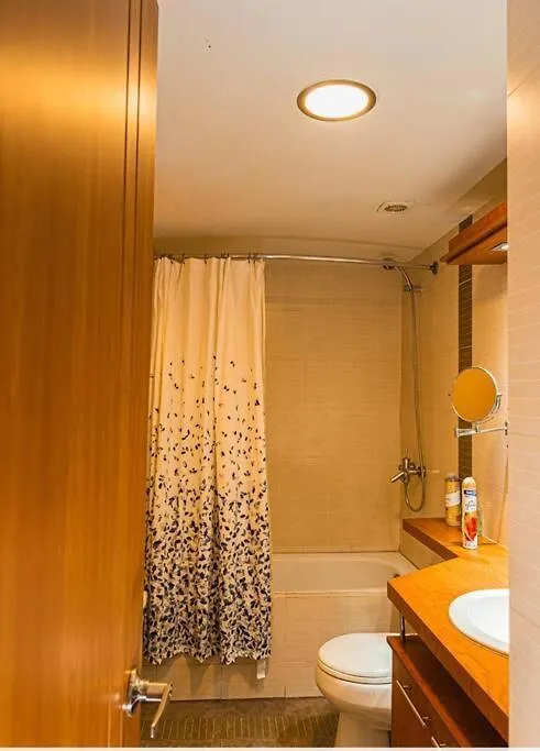 Excelente Vista Ciudad Quito,Parque, Piscina,Balcon,Sauna,Tranquilo Encantador Seguridad 24-7