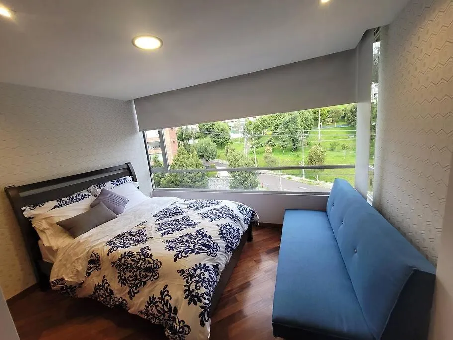 Excelente Vista Ciudad Quito,Parque, Piscina,Balcon,Sauna,Tranquilo Encantador Seguridad 24-7